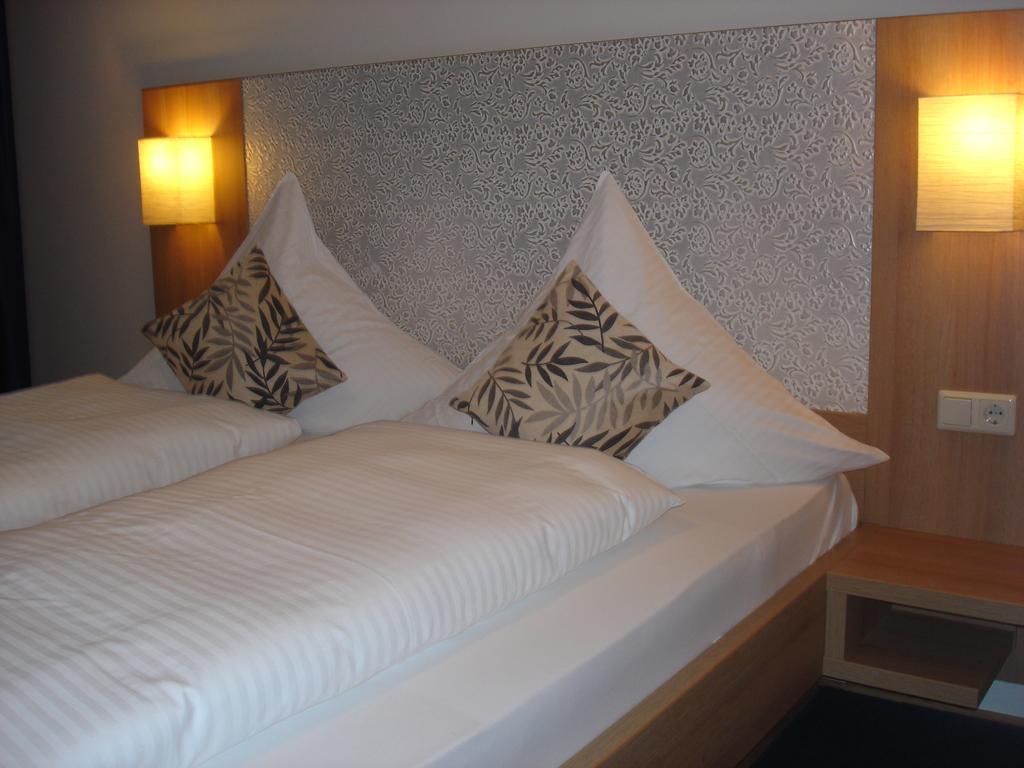 אנדרנאך Rhein-Hotel חדר תמונה