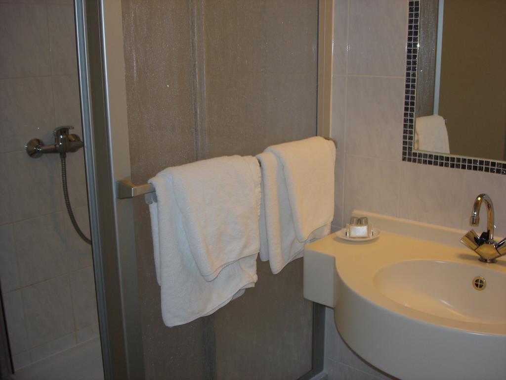 אנדרנאך Rhein-Hotel מראה חיצוני תמונה
